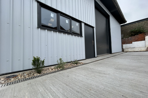 Industrial Unit in Hull - photo 4