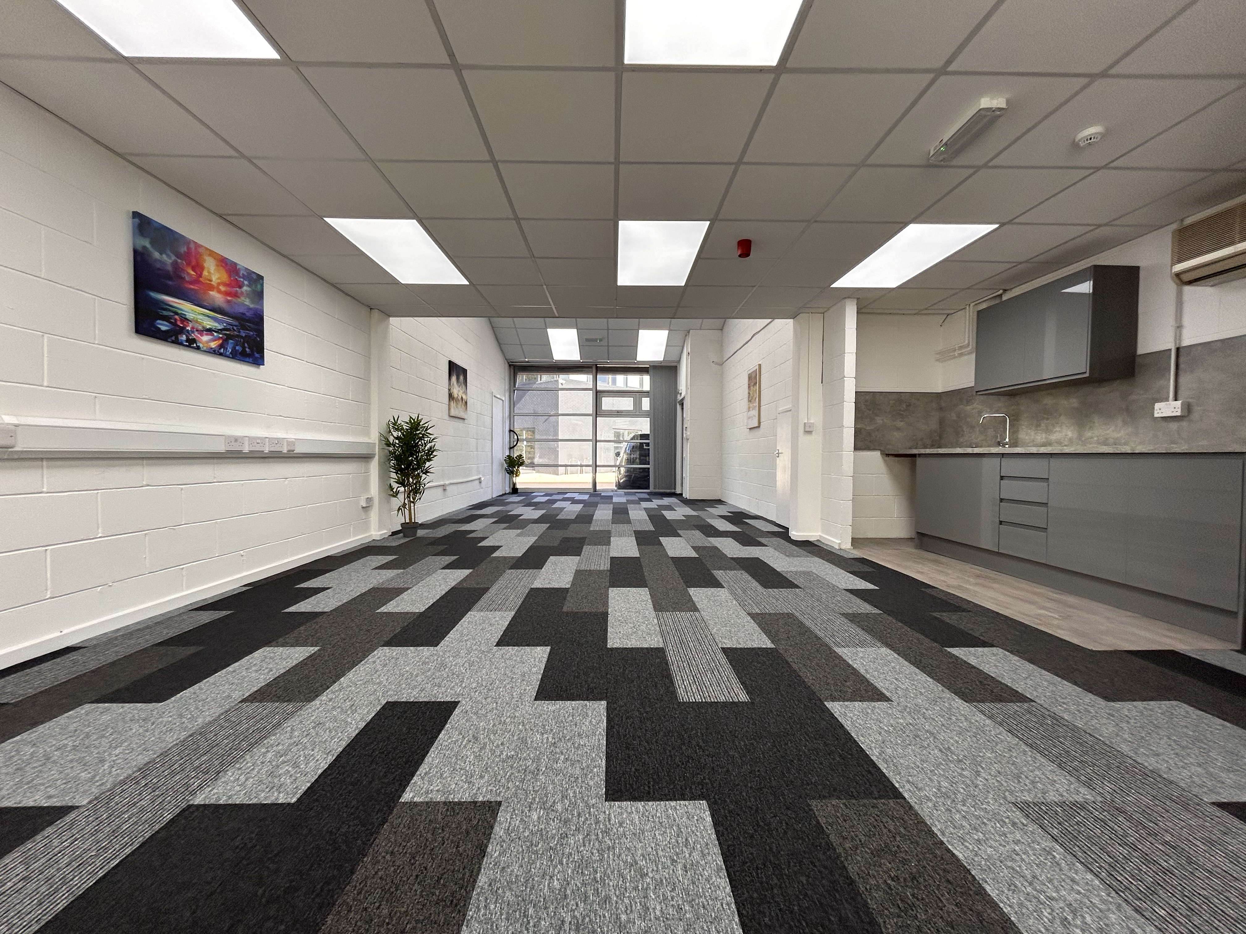 Industrial Unit in Warrington - photo 2