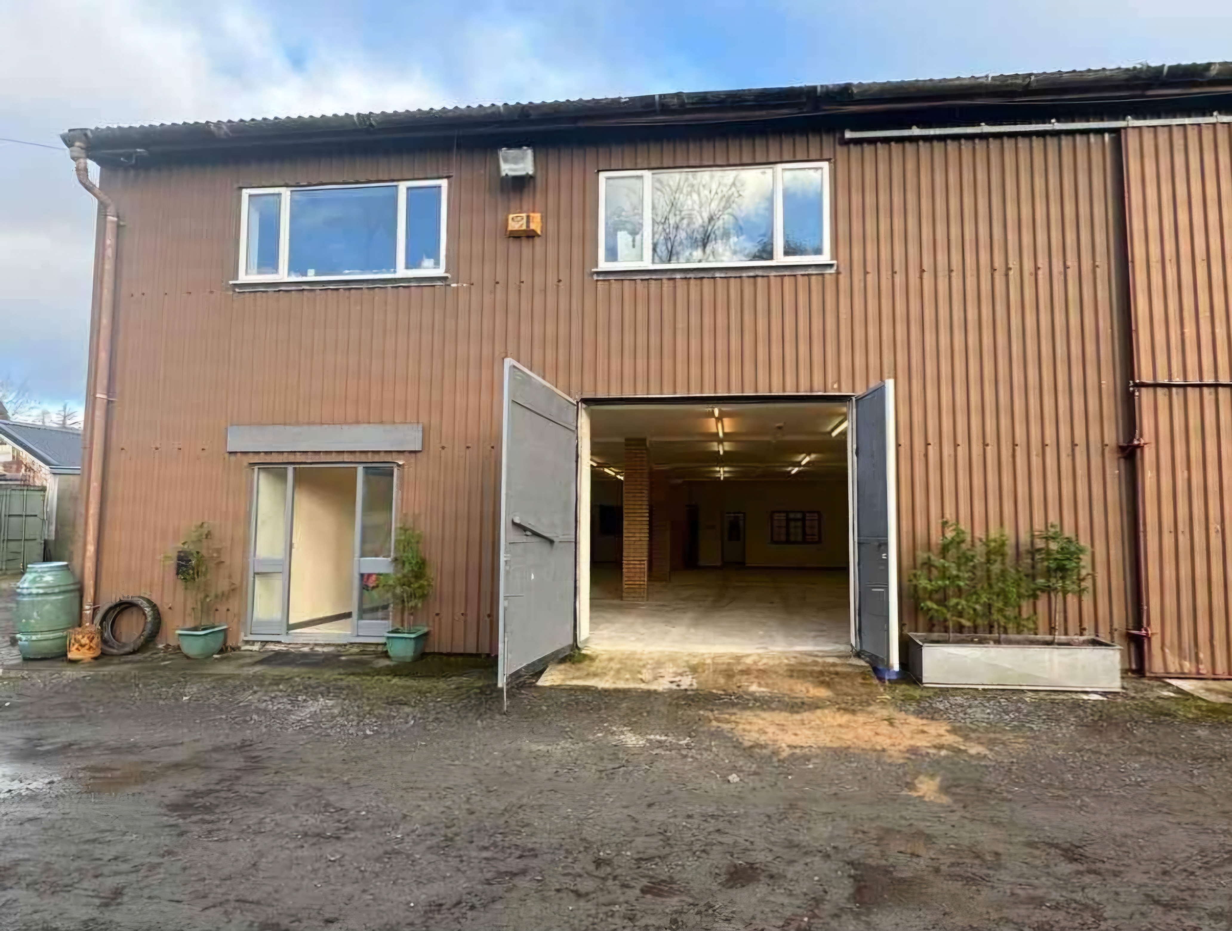 Industrial Unit in Rhayader - photo 3