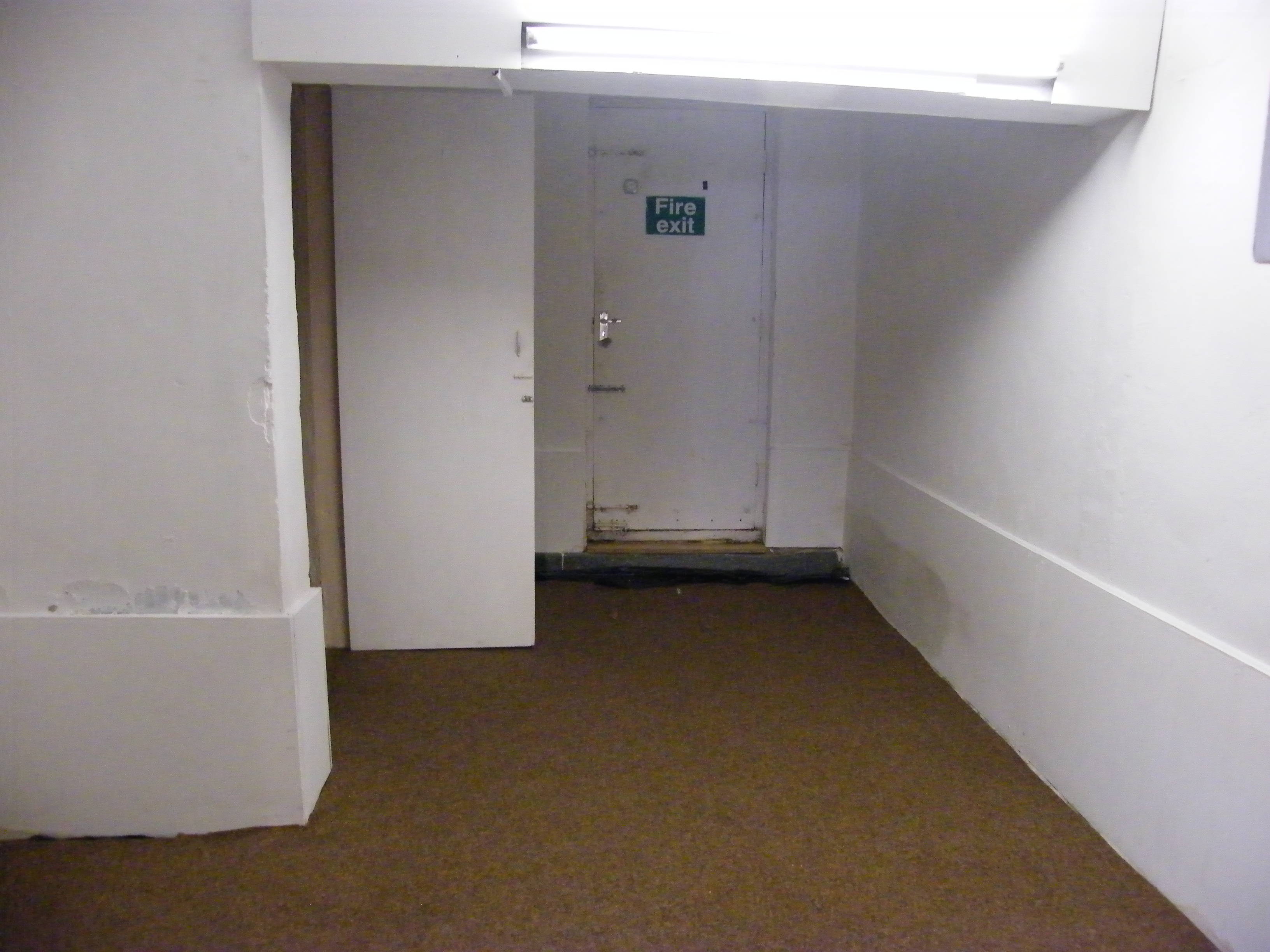 Office in Hartlepool - photo 3