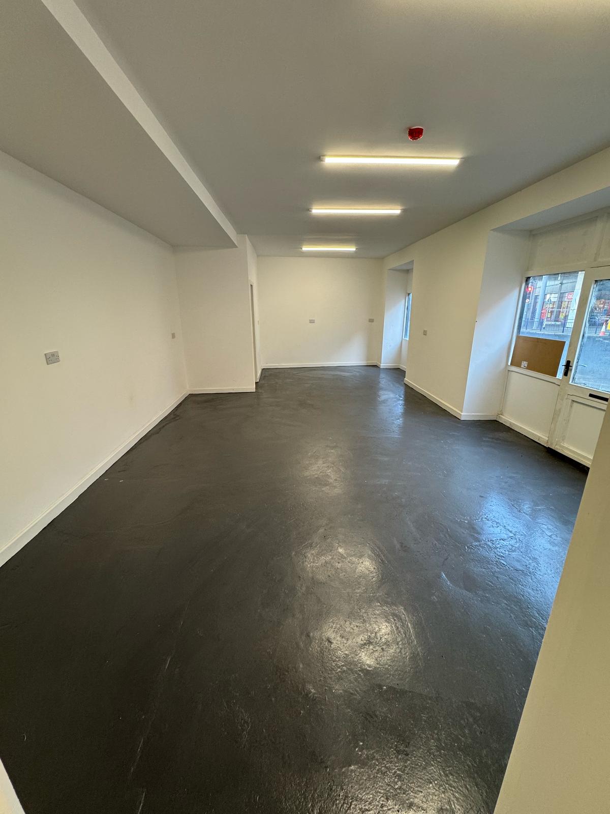 Retail/Shop in Great Yarmouth - photo 3