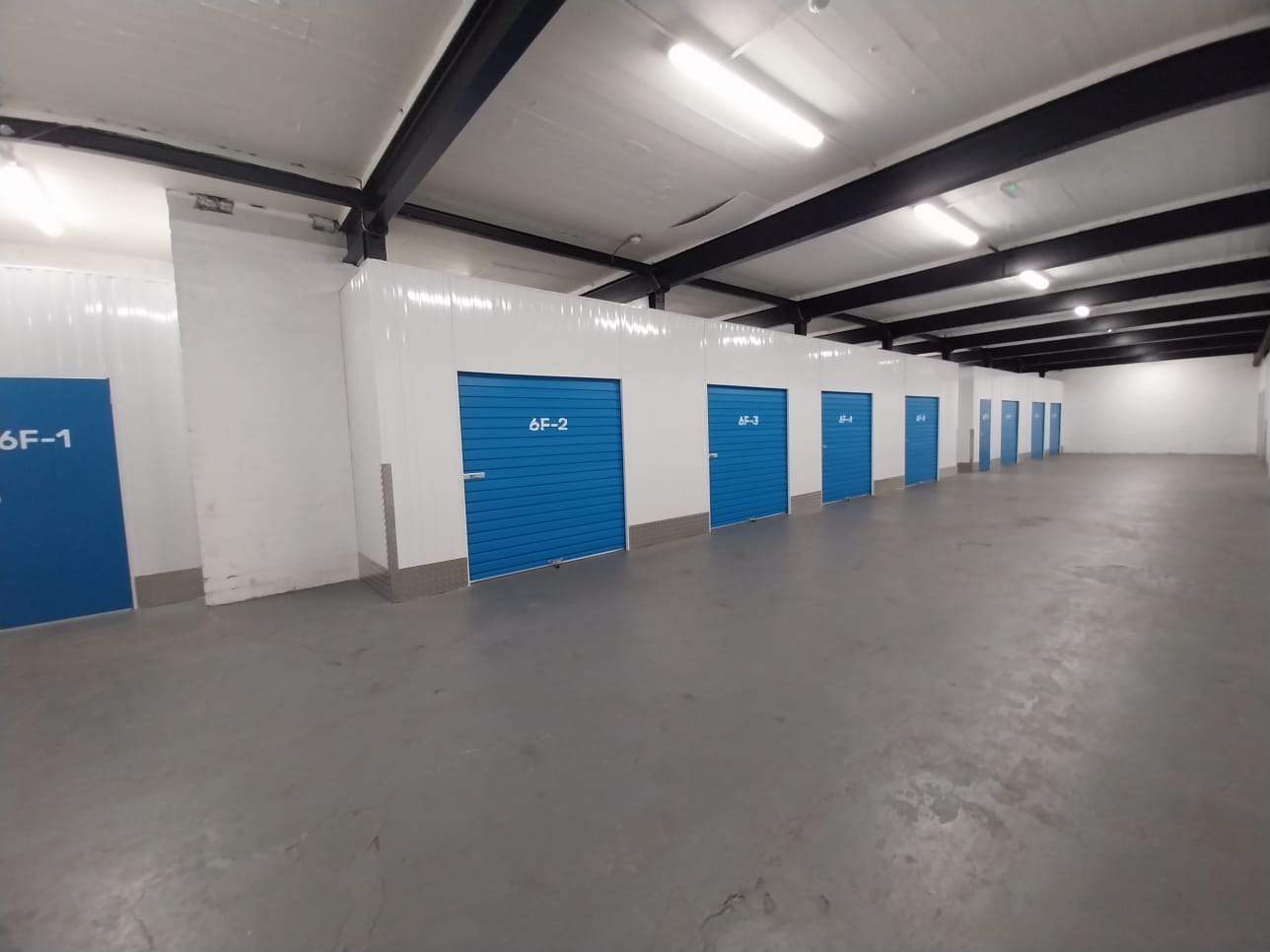 Storage in Bradford - photo 3