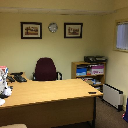 Office in Warrington - photo 3