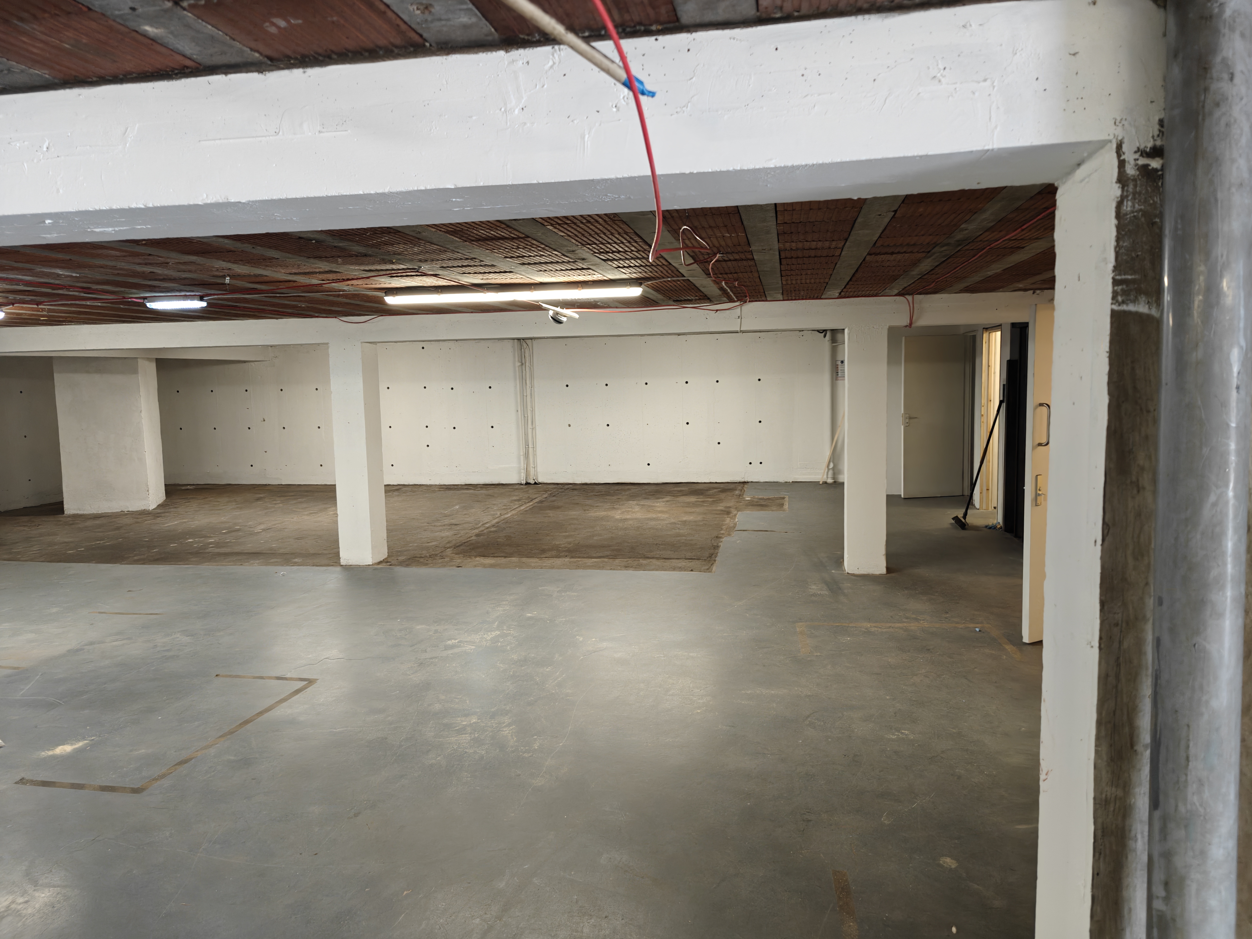 Other in Caterham-on-the-Hill - photo 2