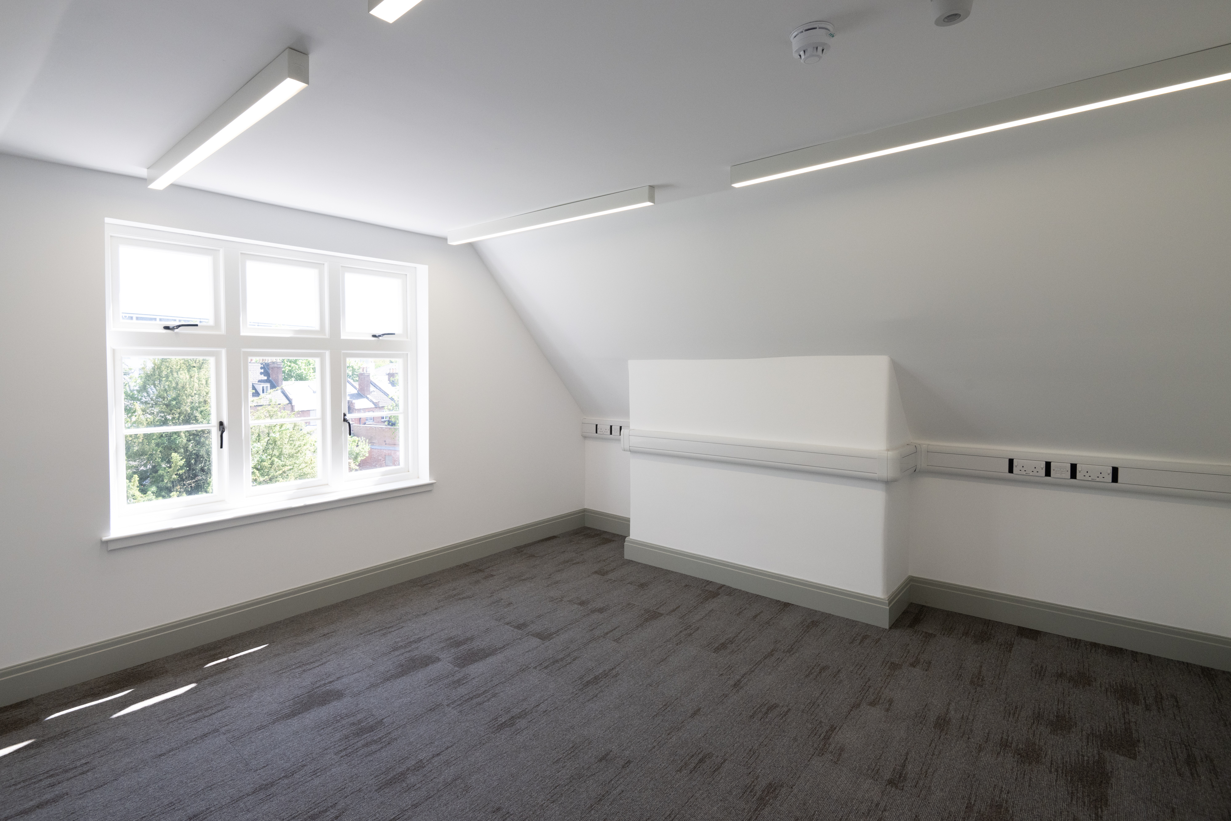 Office in Leamington Spa - photo 3