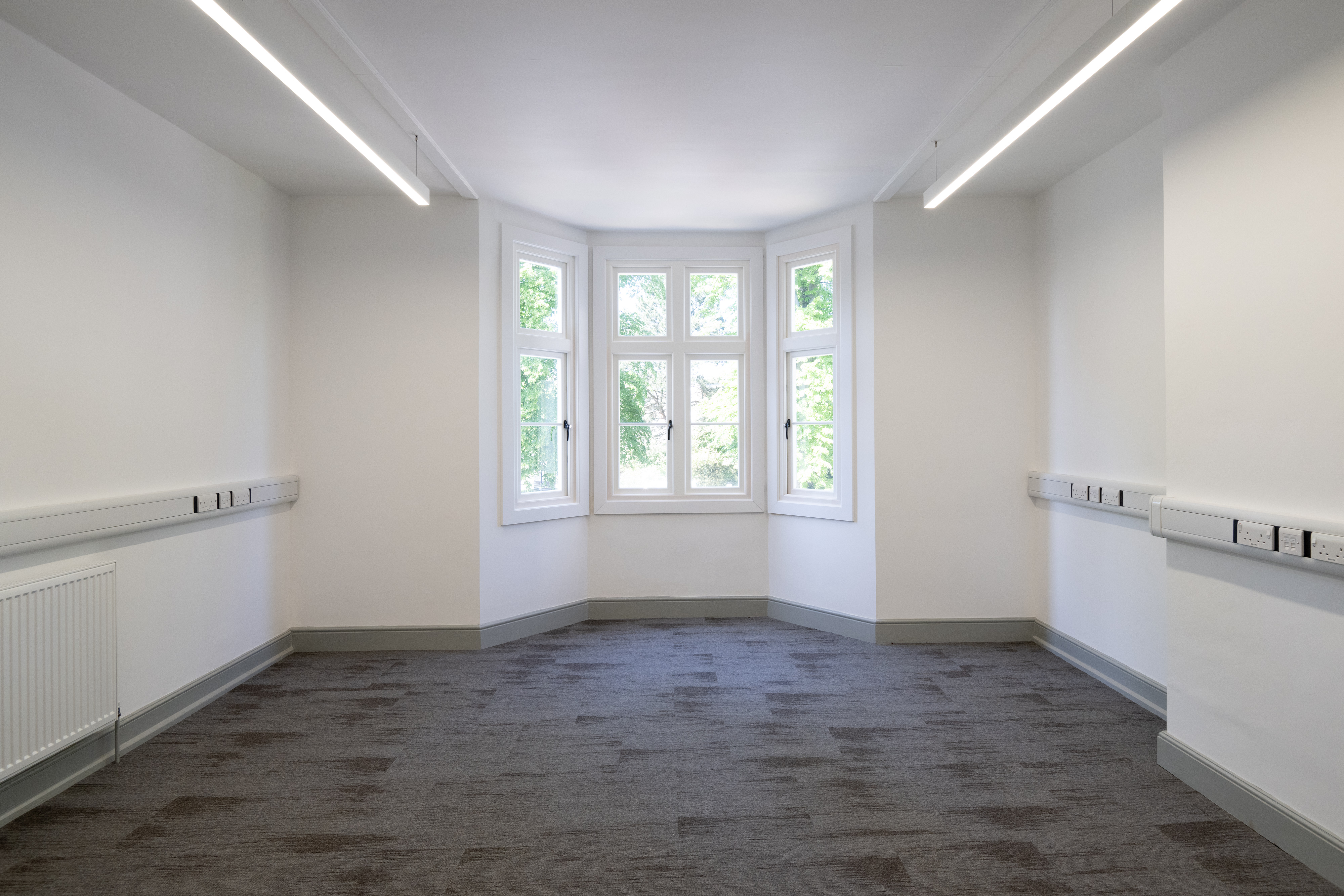 Office in Leamington Spa - photo 4