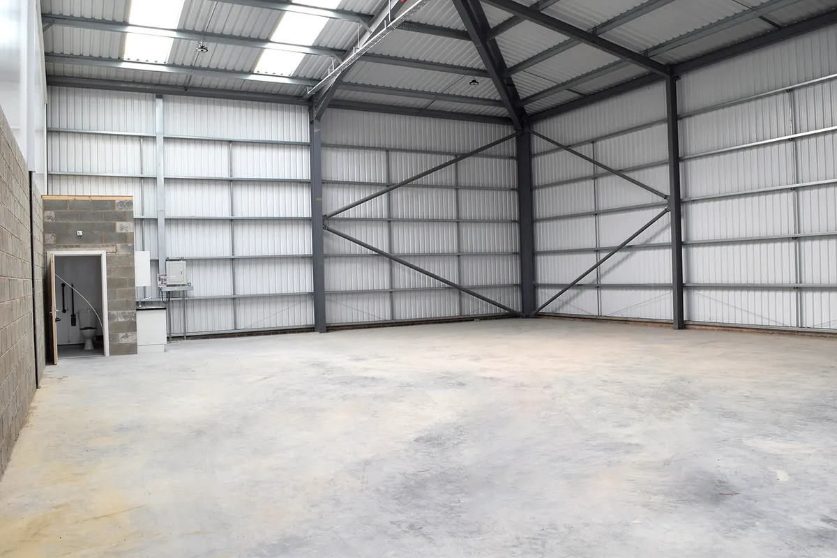 Industrial Unit in Blackburn - photo 2