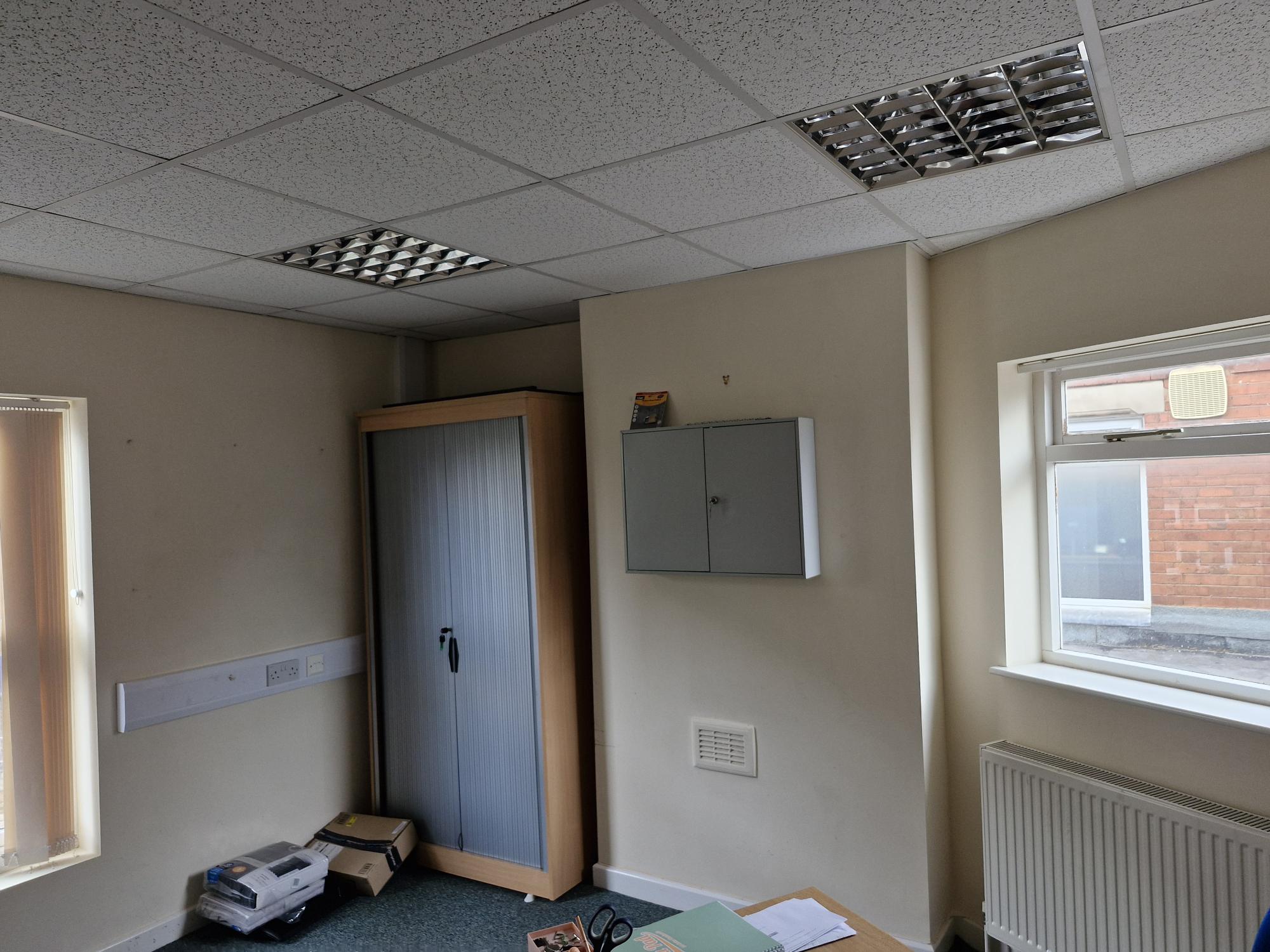 Office in Cannock - photo 3