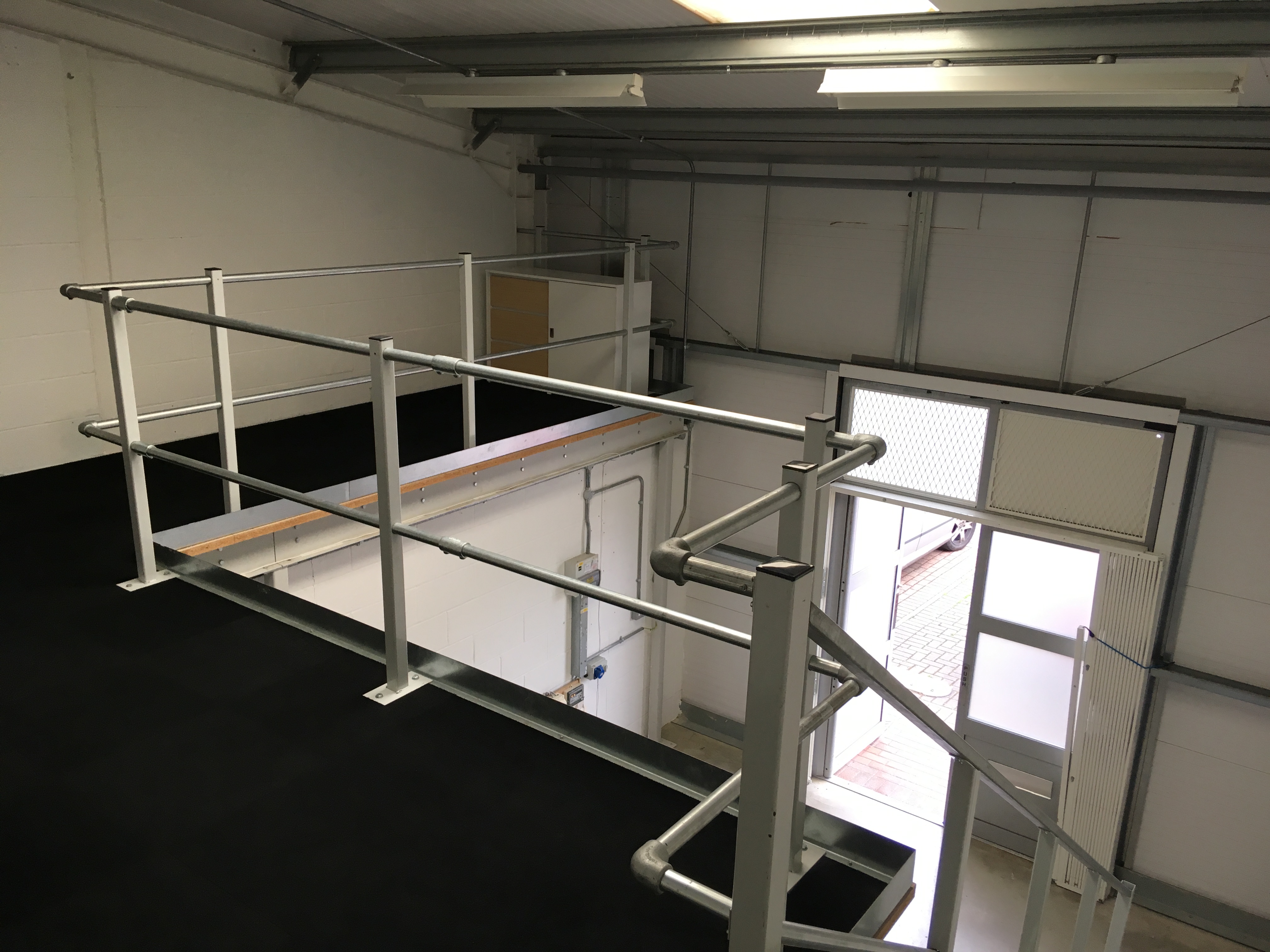 Industrial Unit in Aylesbury - photo 4