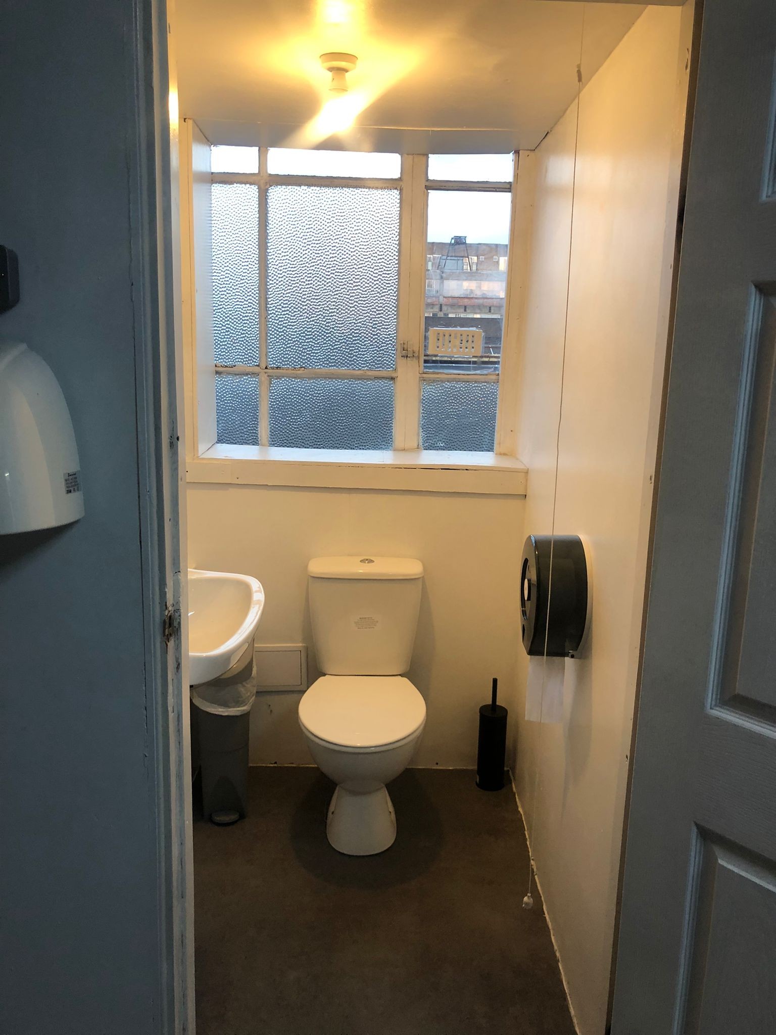 Industrial Unit in Leicester - photo 3