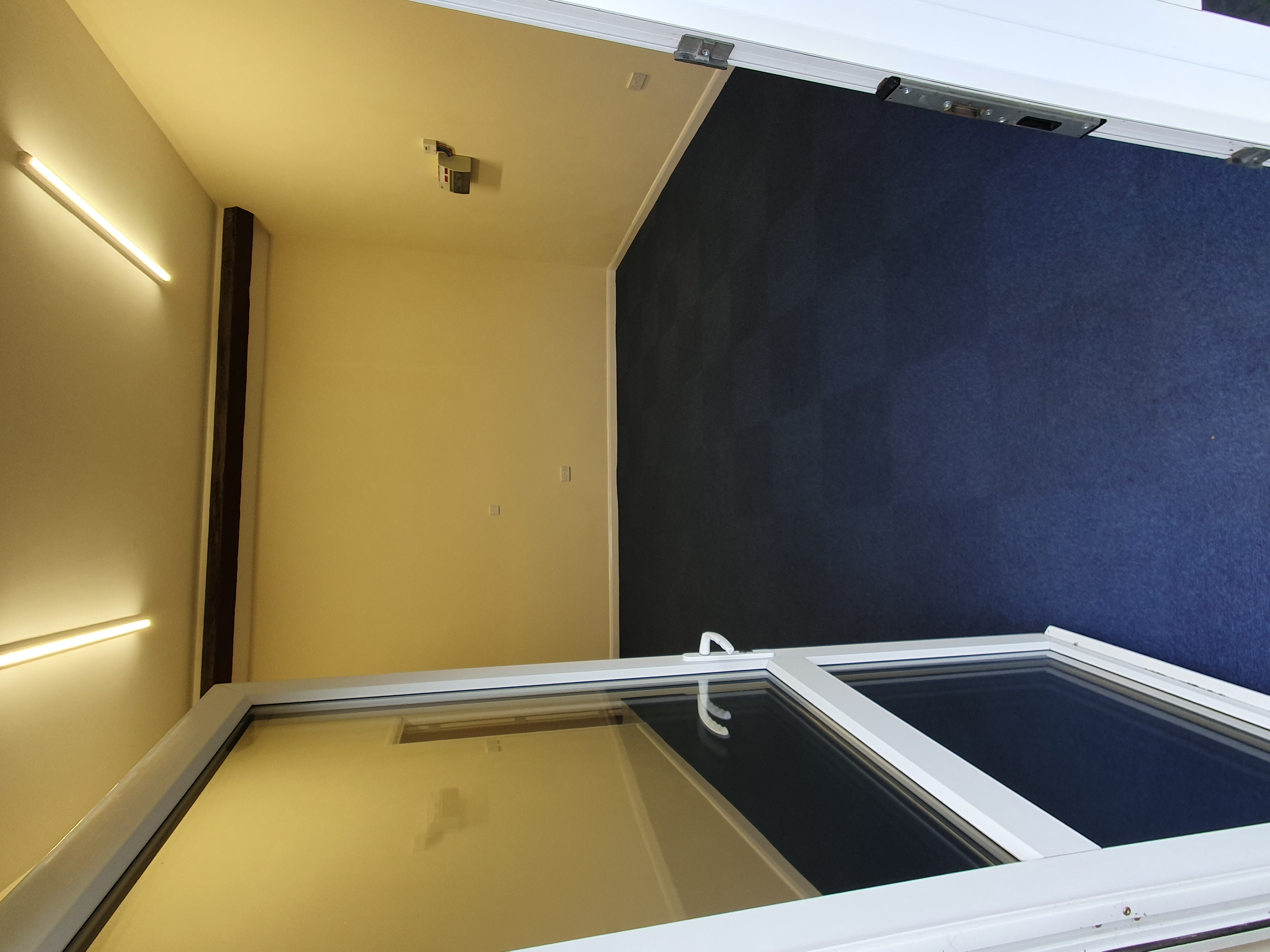 Office in Swadlincote - photo 2