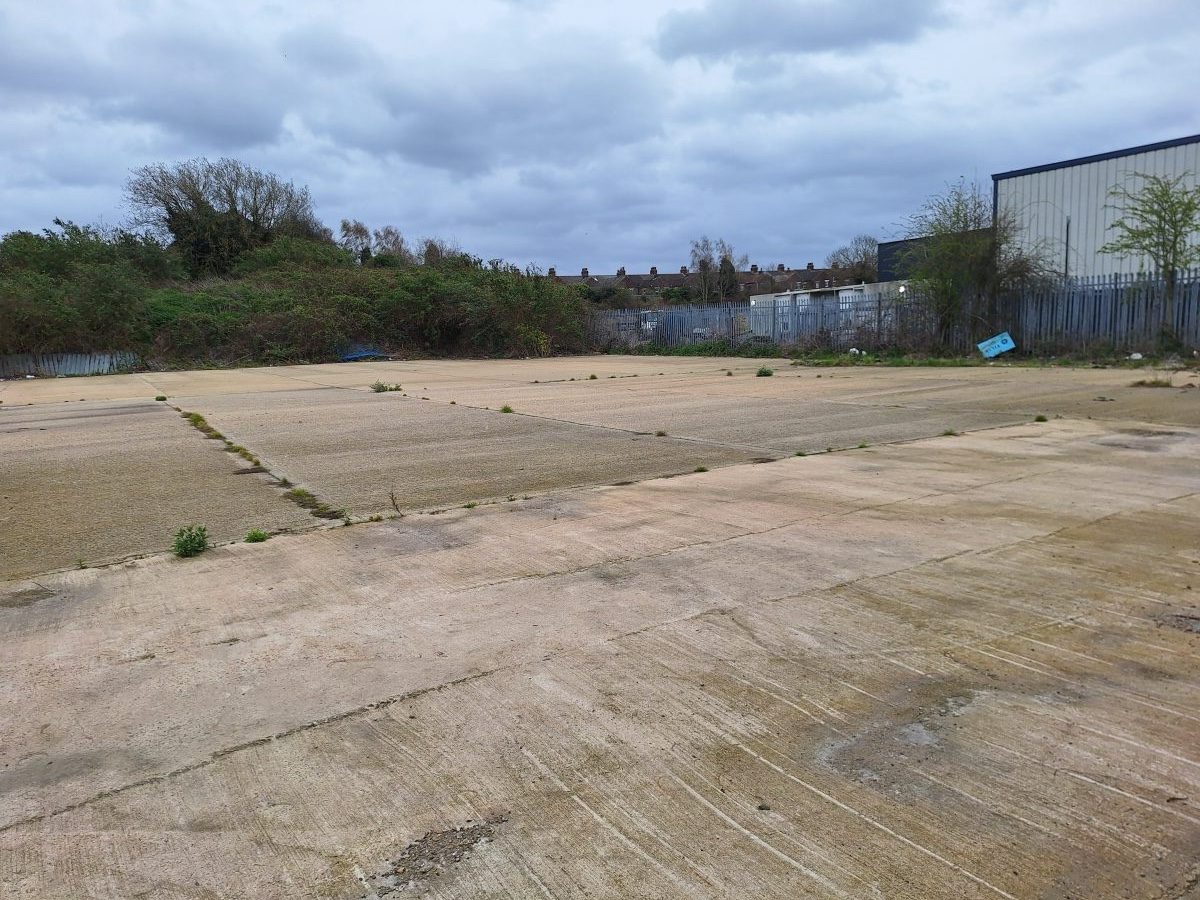 Land in Sittingbourne