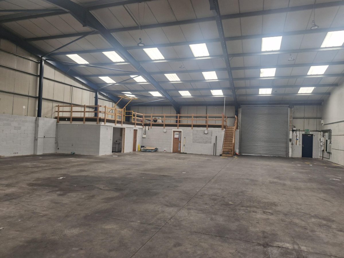 Industrial Unit in Rugeley - photo 2