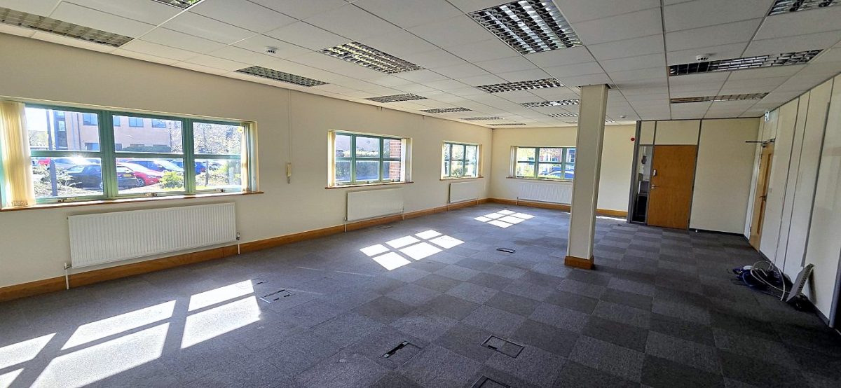 Office in Derby - photo 3