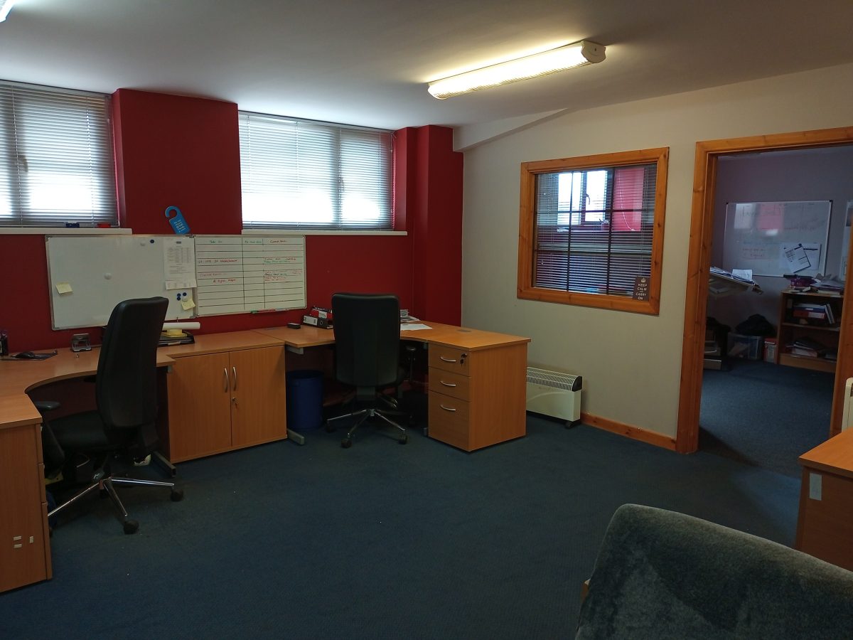 Office in WORCESTER - photo 3