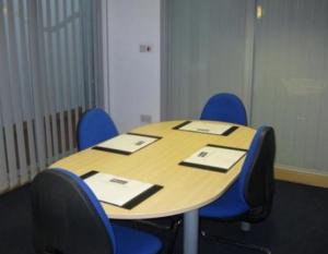 Office in Leeds - photo 2
