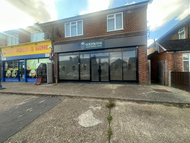 Retail/Shop in Uxbridge - photo 3