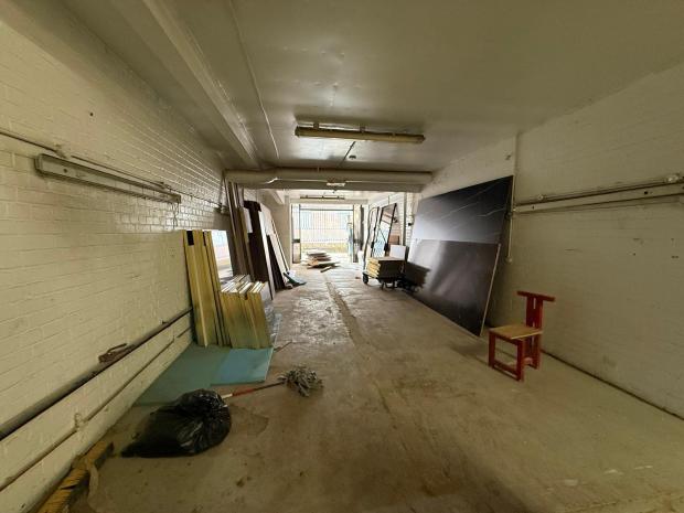 Industrial Unit in Ruislip - photo 2