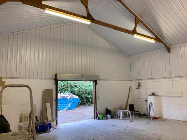 Industrial Unit in Slough - photo 2