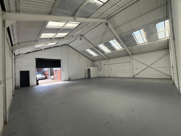 Industrial Unit in Tipton - photo 4
