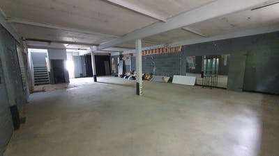 Industrial Unit in Yeovil - photo 2