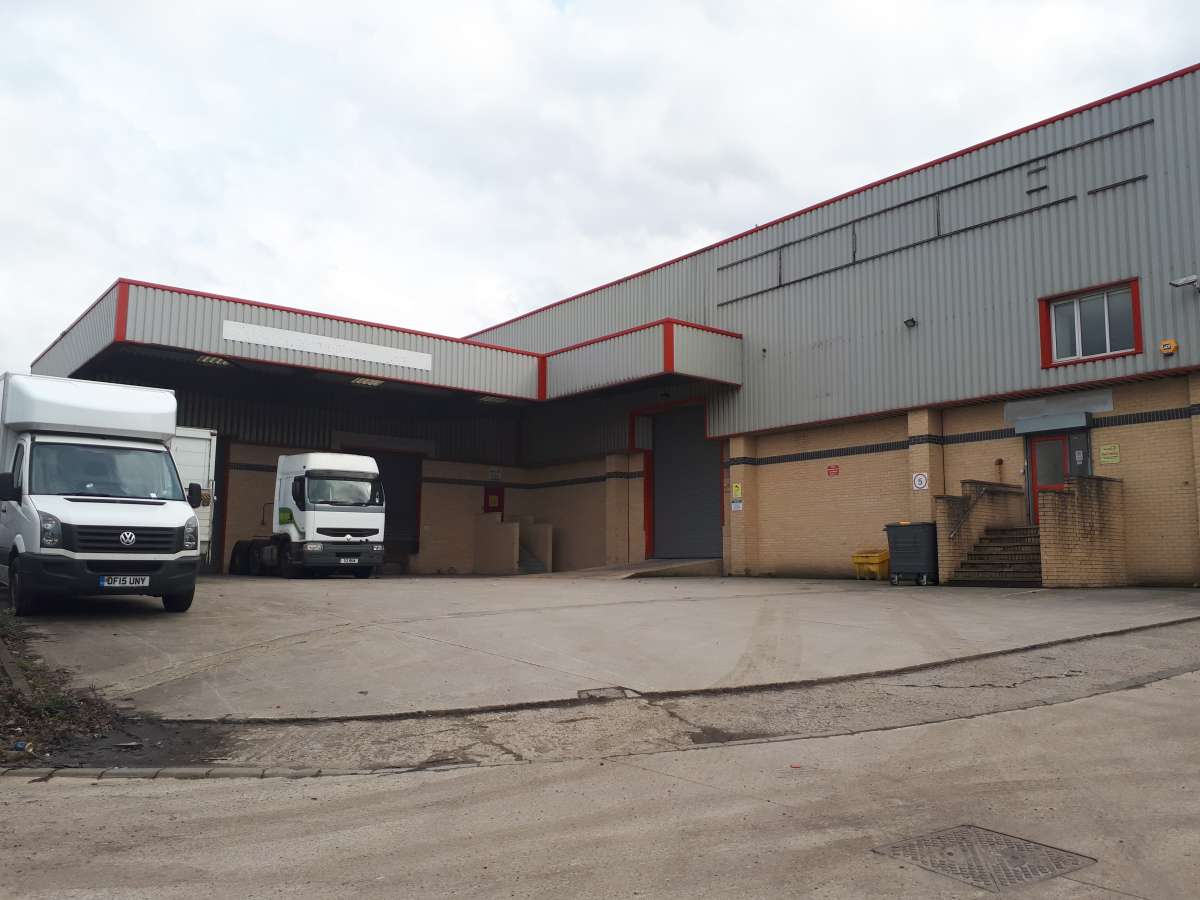 Industrial Unit in Bradford - photo 4