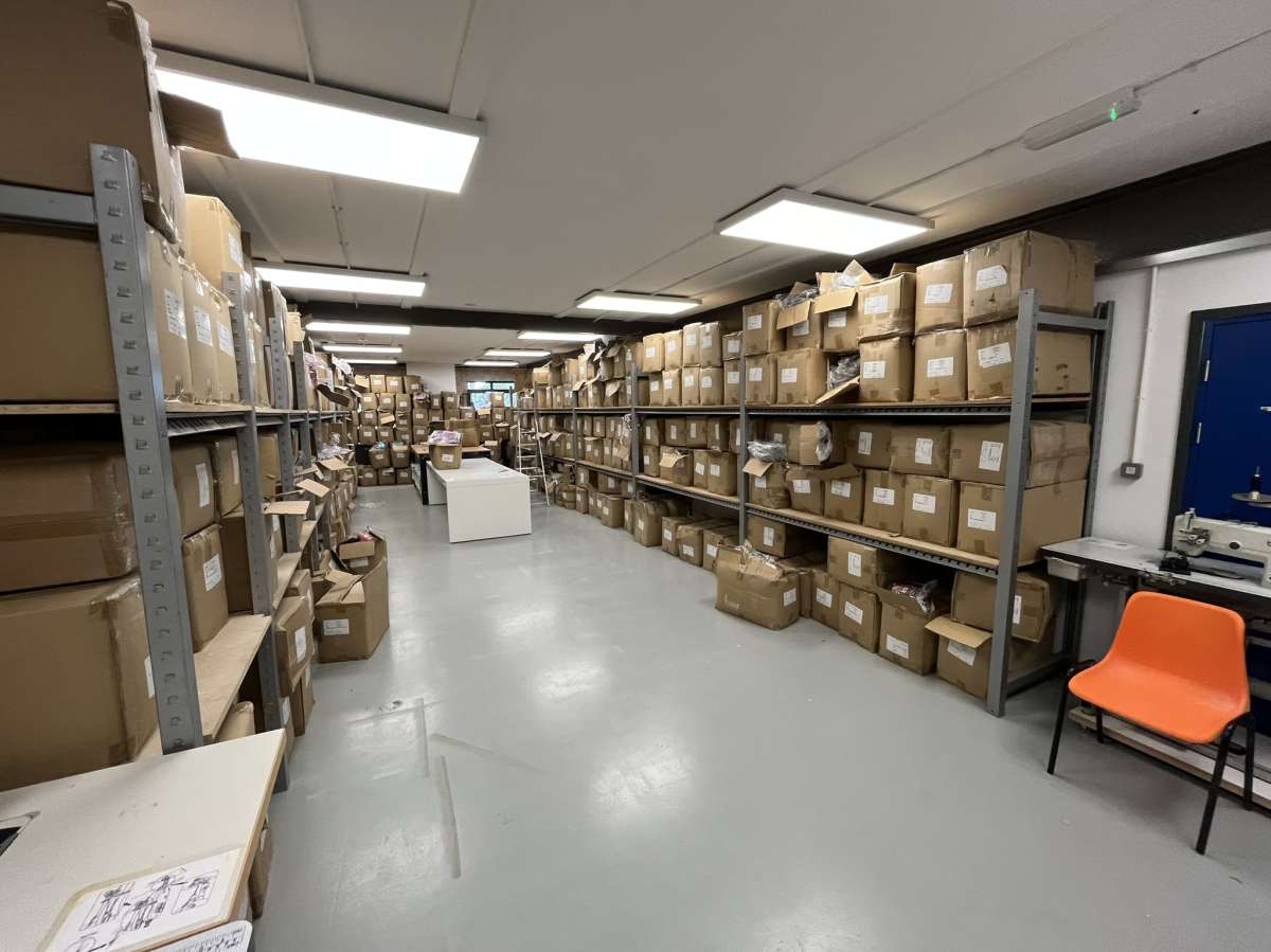 Industrial Unit in Leicester - photo 2