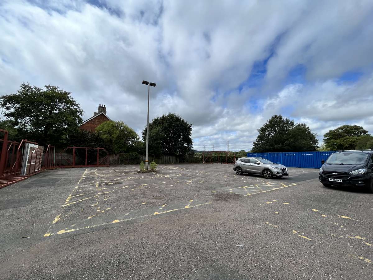 Industrial Unit in Exeter - photo 3