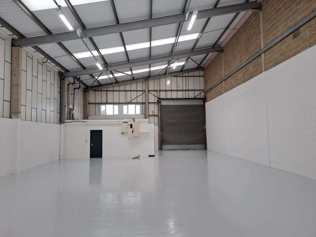 Industrial Unit in Poole - photo 4