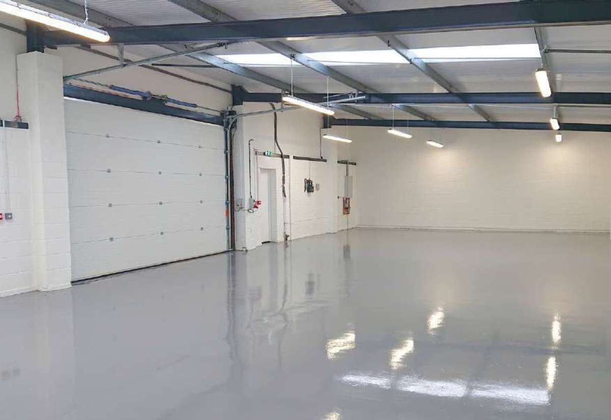 Industrial Unit in Ringwood - photo 2