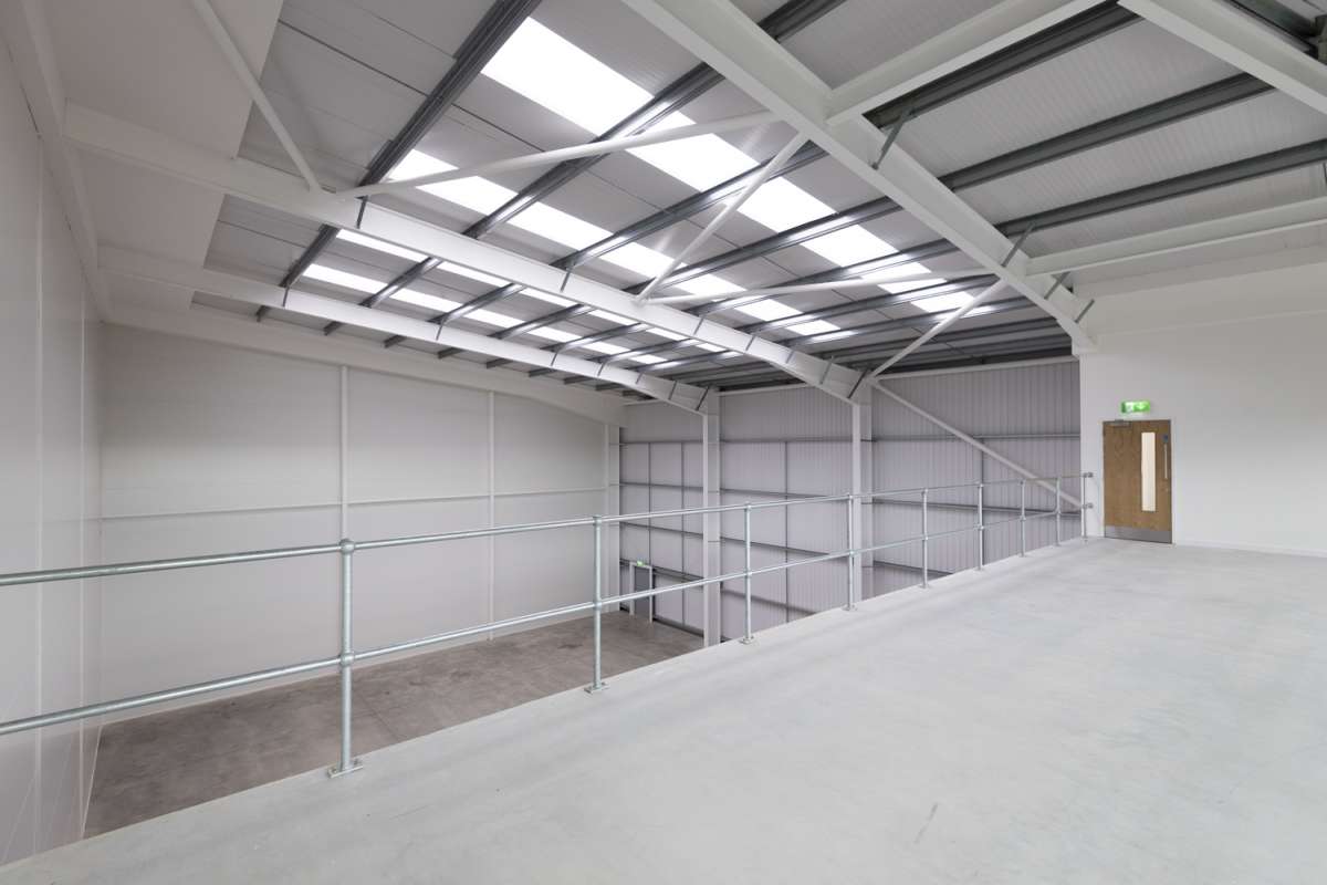 Industrial Unit in Witham - photo 3