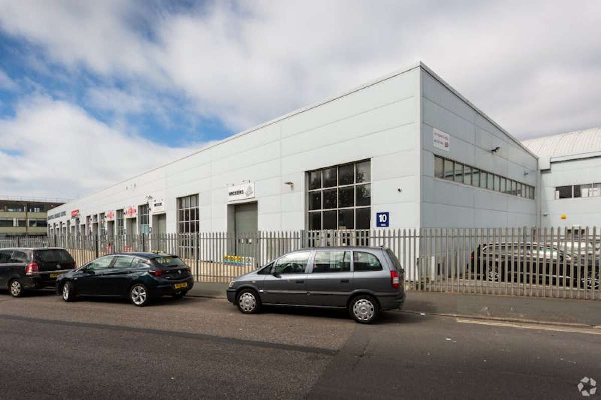 Industrial Unit in Lancing - photo 3