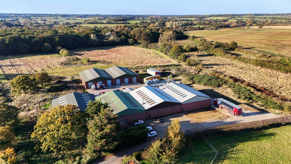 Industrial Unit in King's Lynn - photo 2