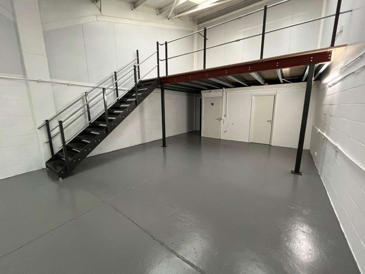 Industrial Unit in Colchester - photo 4