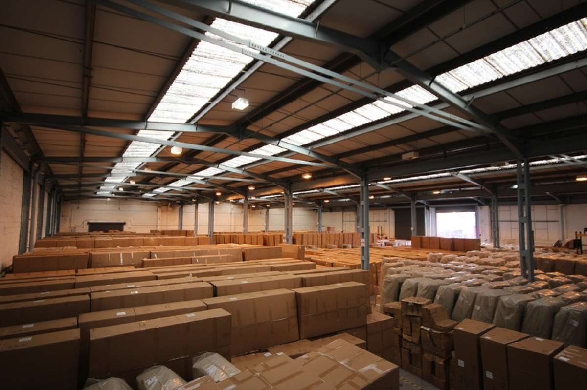 Industrial Unit in West Bromwich - photo 4