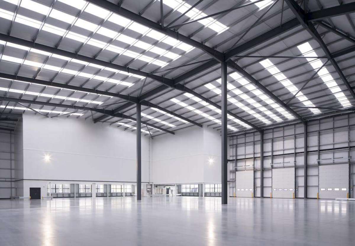 Industrial Unit in Barking - photo 2