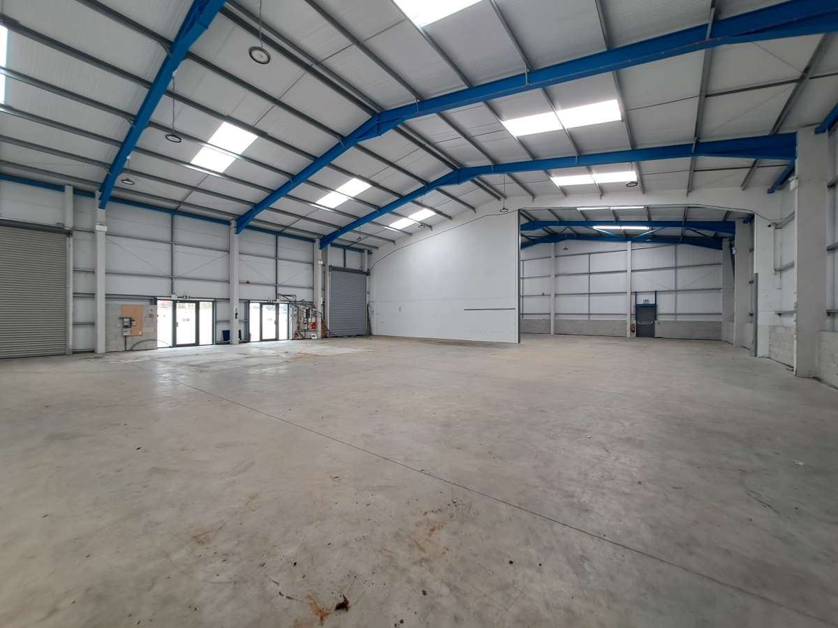 Industrial Unit in Truro - photo 2