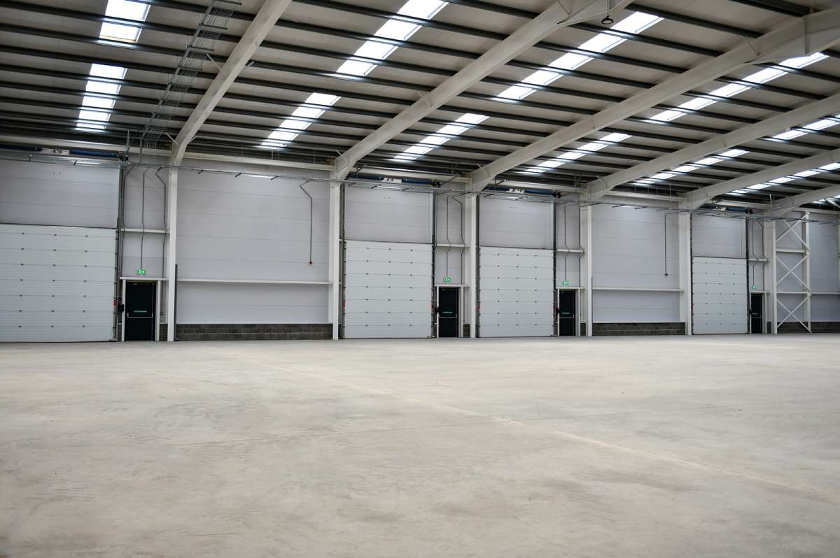Industrial Unit in Londonderry - photo 2