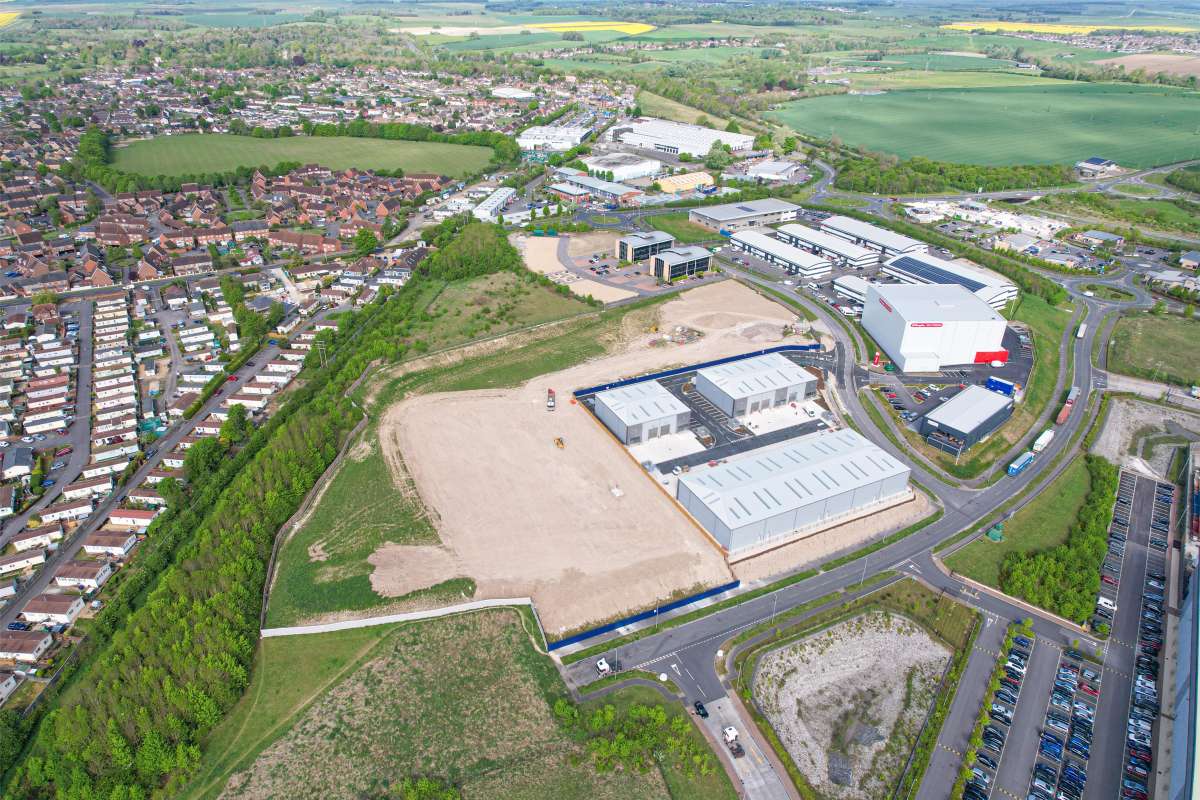 Industrial Unit in Amesbury - photo 2