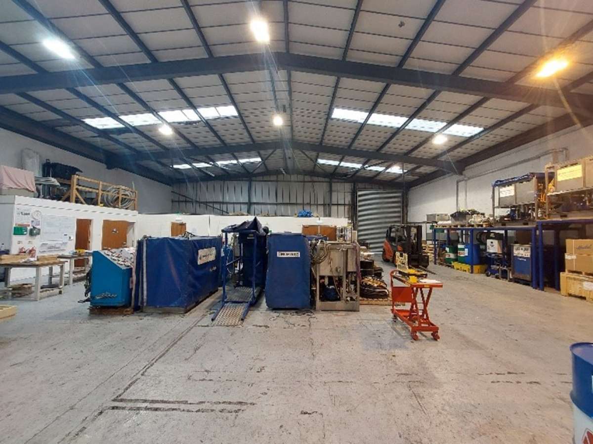 Industrial Unit in Aberdeen - photo 2