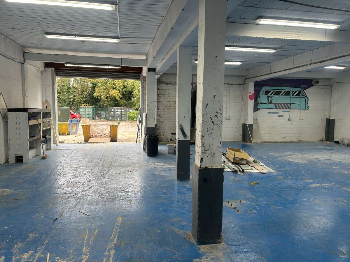 Industrial Unit in Doncaster - photo 3