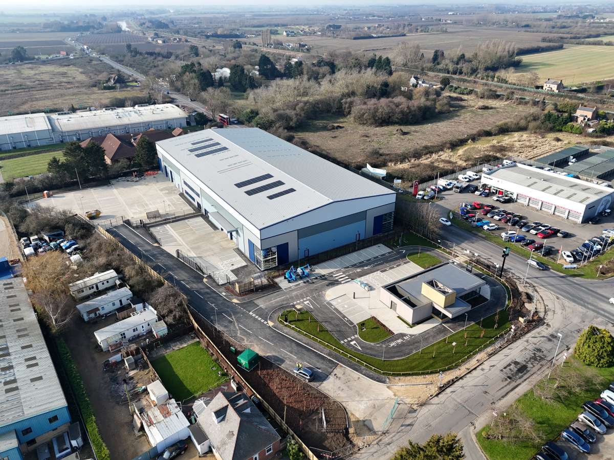 Industrial Unit in Wisbech - photo 2