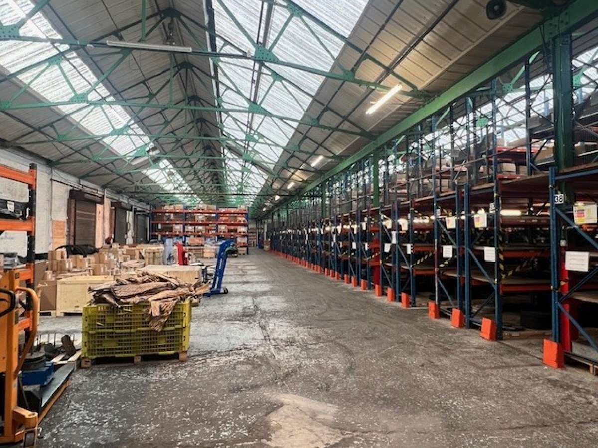 Industrial Unit in Wolverhampton - photo 4