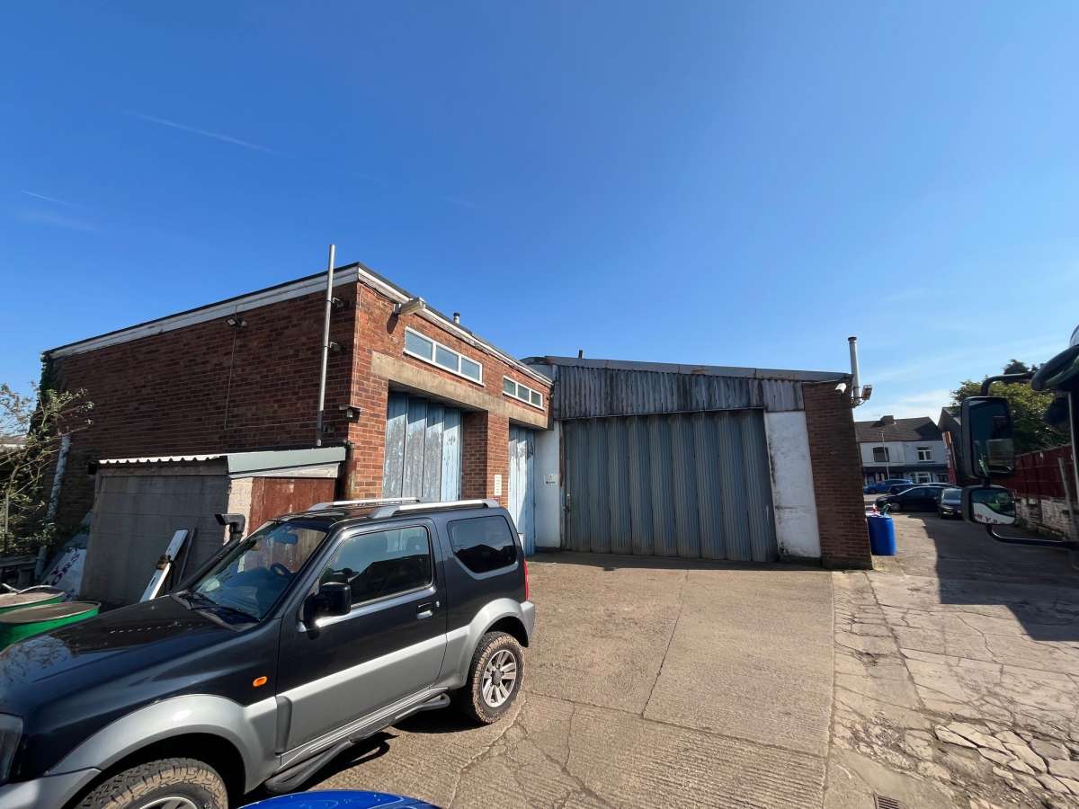 Industrial Unit in Leicester - photo 3
