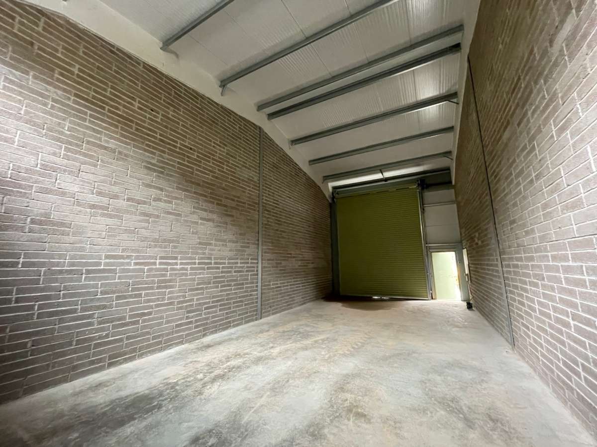 Industrial Unit in South Brent - photo 3