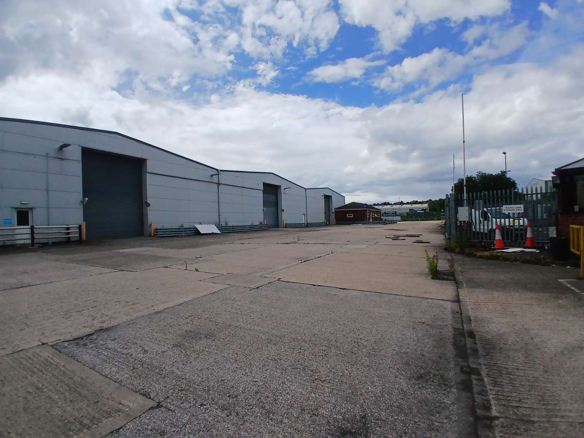 Industrial Unit in Barnsley - photo 3