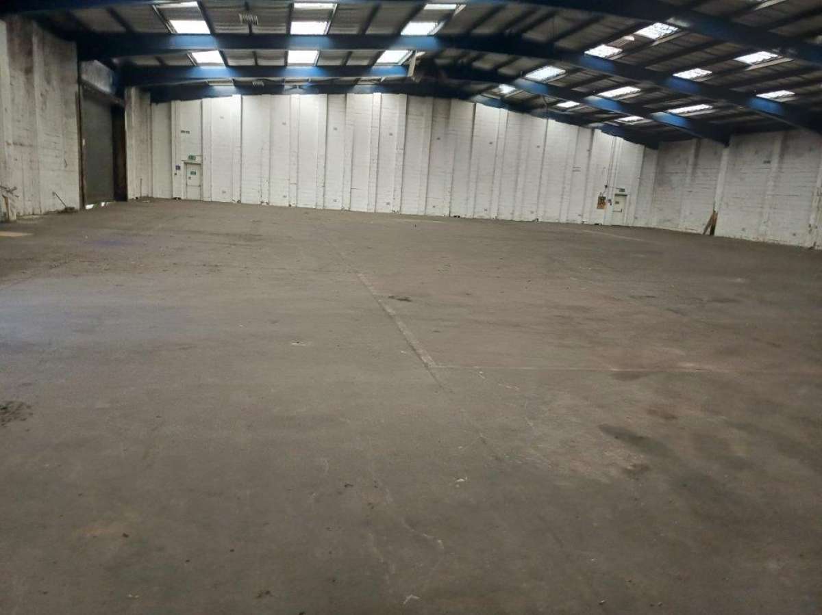 Industrial Unit in Northampton - photo 2