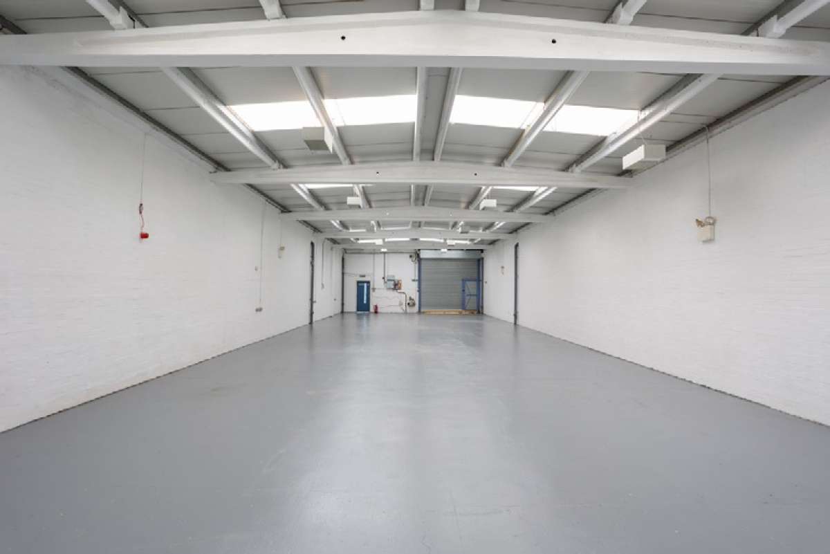 Industrial Unit in Birmingham - photo 3