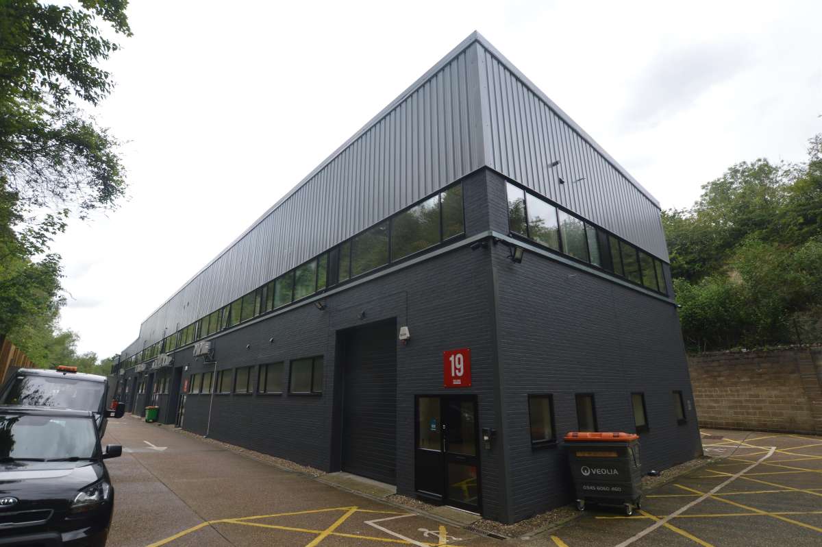 Industrial in Coulsdon