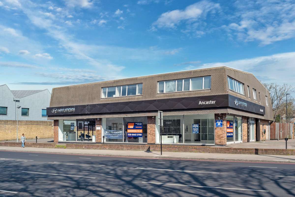 Industrial Unit in London - photo 3